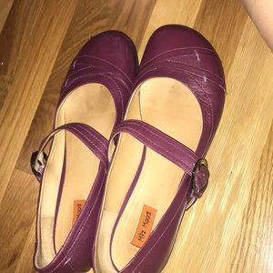 Purple leather Mary-Janes by Miz Mooz, sz W10